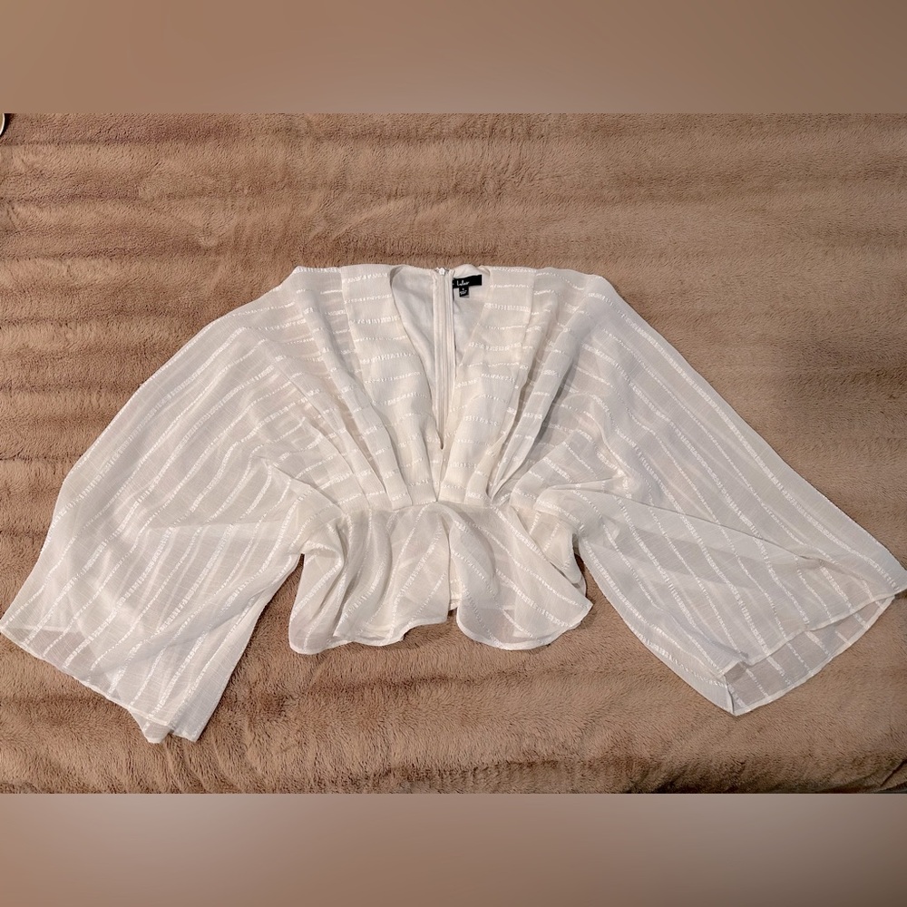 Lulus flowy lightweight blouse